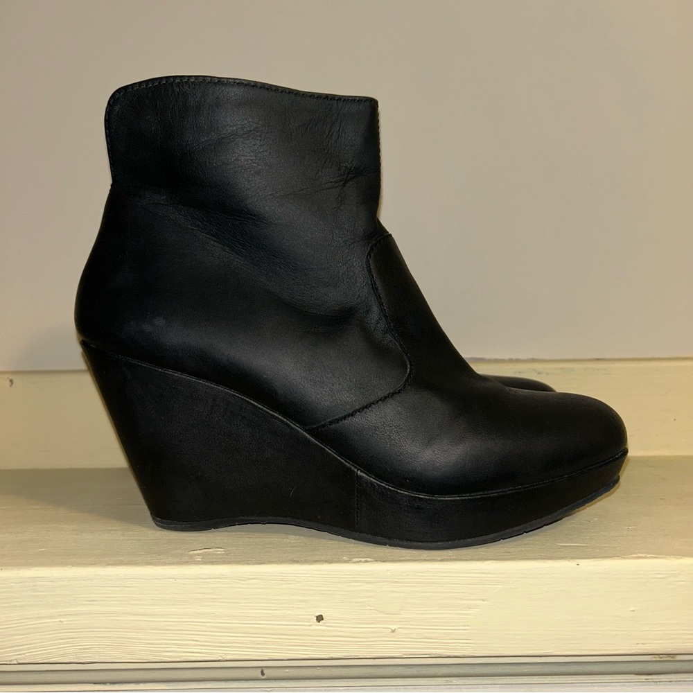 Steve Madden Black Ankle Booties